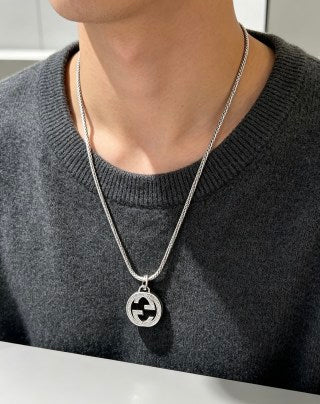 Gucci GG Crystal Medallion Snake Chain Necklace